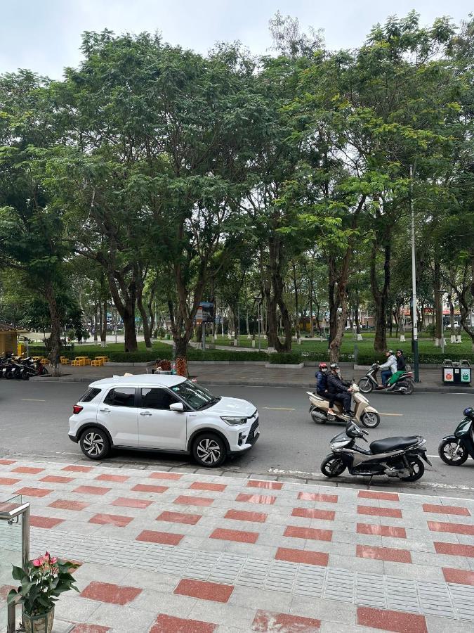 Ph Hotel & Apartment Hai Phong Bagian luar foto